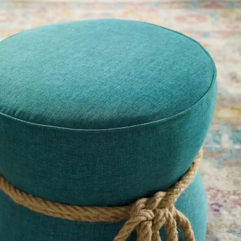 Pouffe en tissu capitonné avec cordage marin