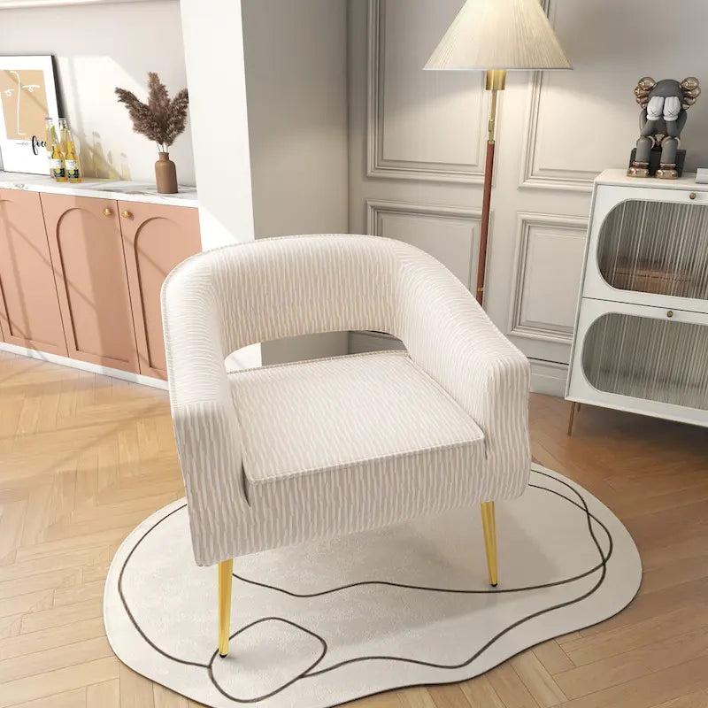 Chaise d'appoint contemporaine rembourrée à volants