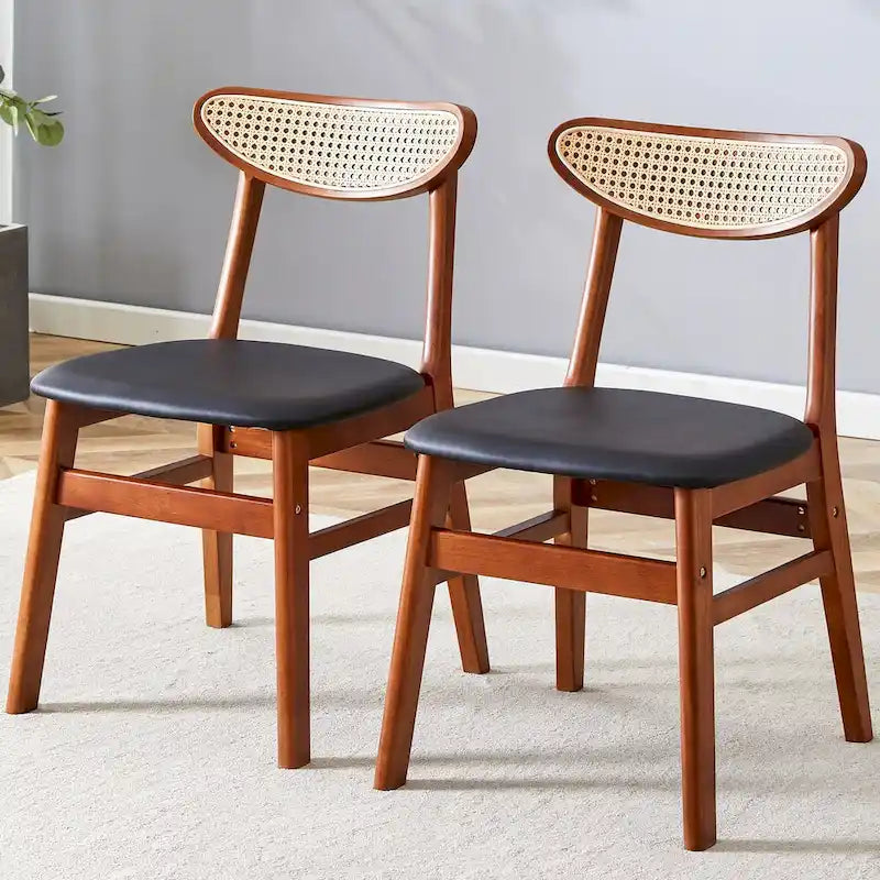 Chaise de salle à manger en bois massif avec dossier incurvé et coussin en PU.